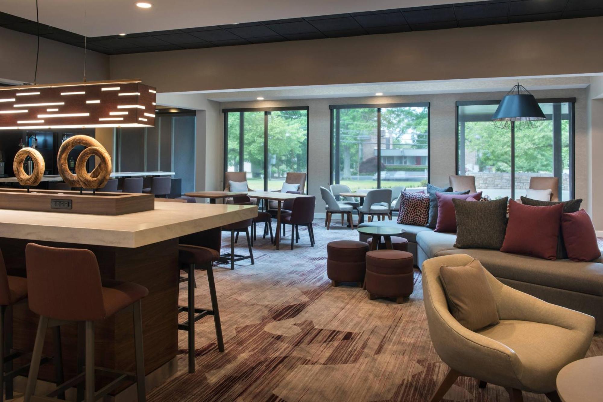 Courtyard By Marriott Lincroft Red Bank Hotel Exterior photo